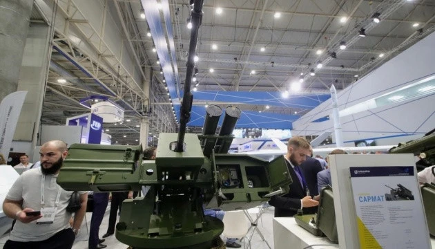 Укрспецекспорт на виставці «Зброя та безпека-2021» підписав перший контракт - із Пакистаном