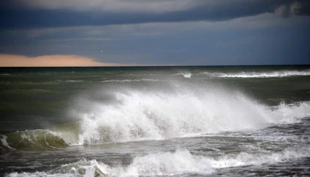 Біля узбережжя Одеси «зацвіло» море