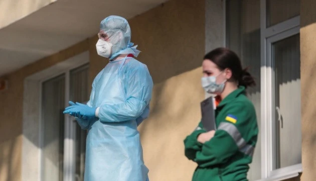 На Житомирщині бракує лікарів-інфекціоністів