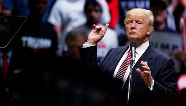 Трамп хоче оскаржити результати голосування у всіх штатах, де перемагає Байден
