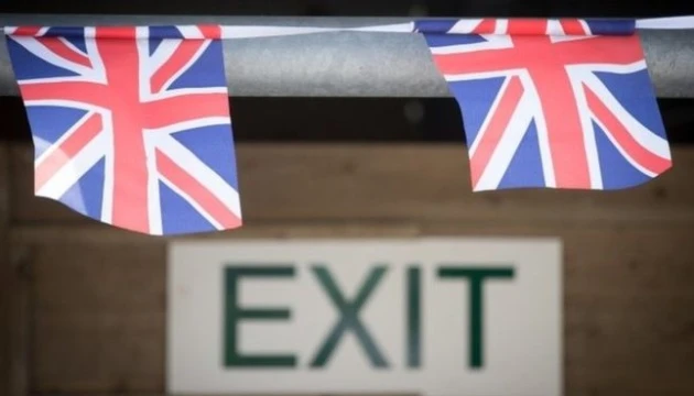 Британія заявляє, що Brexit-переговори затягує непоступливість ЄС