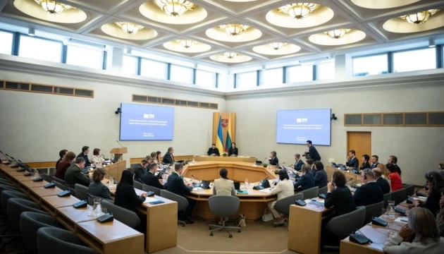 Литва розглядає можливість передати Україні резервні локомотиви