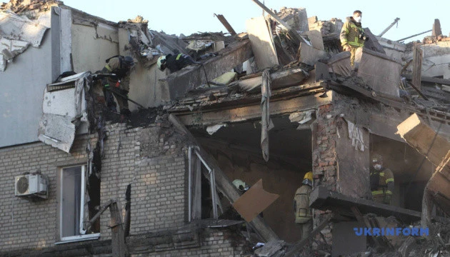 У Дніпрі завершили рятувальну операцію на місці ракетної атаки РФ - 16 загиблих, 42 поранених