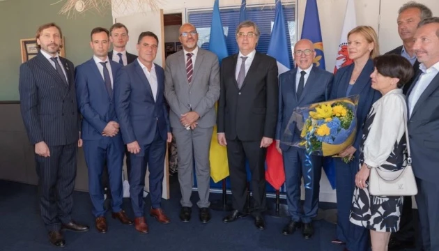 У Ніцці відкрили приймальню почесного консула України