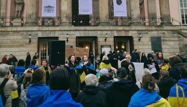 У Берліні знову протестували проти виступу Нетребко