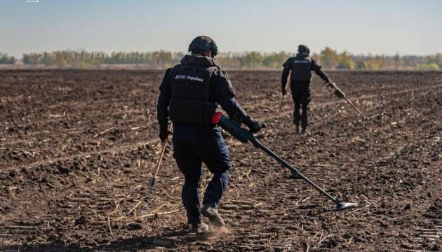 Аграрії у жовтні отримали ще понад 24 тисячі гектарів розмінованих сільгоспземель