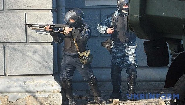 Розстріл Майдану: суд оголосив у міжнародний розшук трьох ексберкутівців