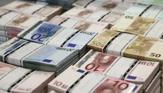 Партія Ле Пен виплатила Європарламенту перші €1,5 мільйона за вироком суду