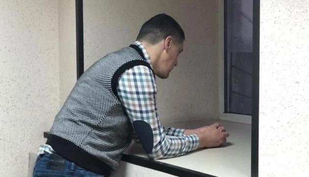 У політв'язня Амета Сулейманова постійно високий тиск і висип на тілі - дружина