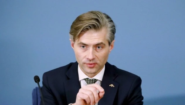 Глава МЗС Литви їхав потягом через Рівне та Дубно, коли міста були під ударами РФ
