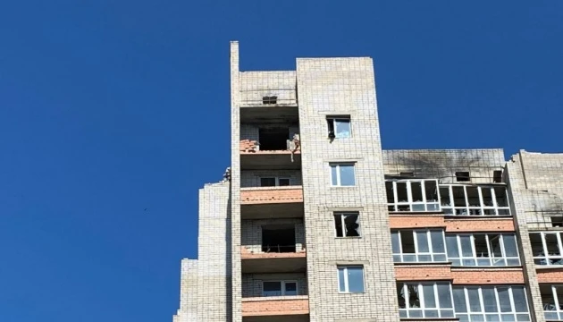 Ворог протягом дня бив дронами та з артилерії по двох районах Дніпропетровщини, є пошкодження