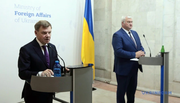 Сибіга обговорив з главою МЗС Німеччини постачання систем ППО та інвестиції у виробництво дронів