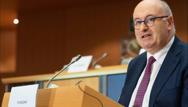 Єврокомісар із питань торгівлі подав у відставку через карантинний скандал