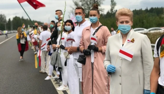 Грібаускайте долучилася до акції 