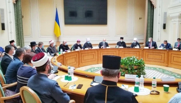 Рада церков працюватиме з Кабміном у просвітництві щодо COVID-19