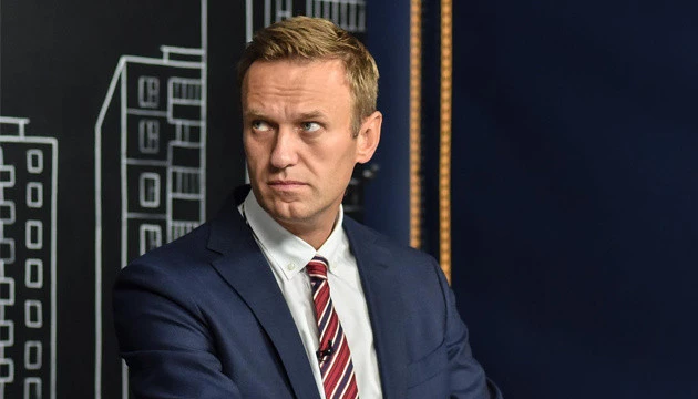 Навальний залишиться в Німеччині на реабілітацію