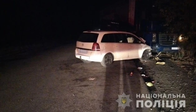 На Миколаївщині зіткнулися Opel і вантажівка, постраждали п'ятеро дітей