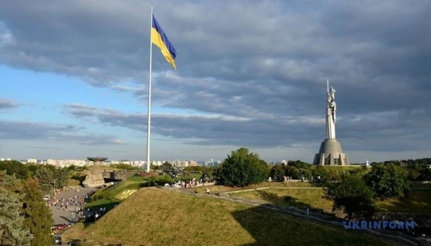 Найвищі флагштоки світу з державними прапорами