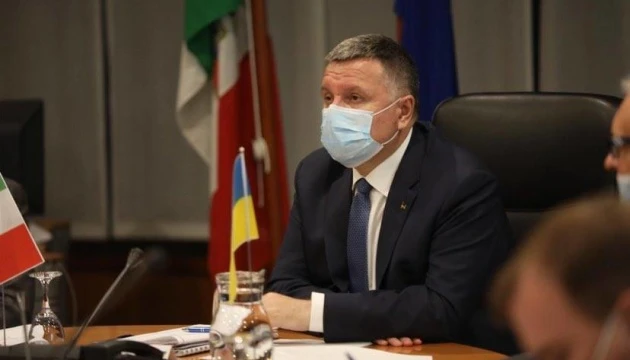 МВС введе технічні обмеження, щоб запобігти масовому паломництву хасидів - Аваков
