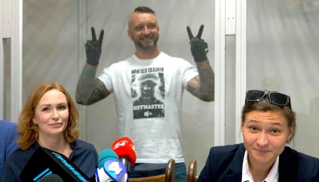 Суд обрав запобіжні заходи для Кузьменко, Антоненка та Дугарь