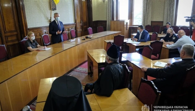 На Буковині від COVID-19 помер замовник весілля