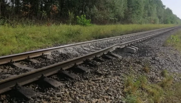 СБУ розслідує спробу підриву потяга з бензином на Житомирщині