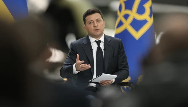 Зеленський: Не можна порівнювати стратегію поведінки МВФ з Україною з іншими країнами