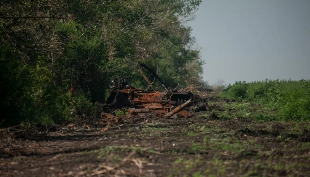 Армія РФ втратила в Україні ще 1390 військових