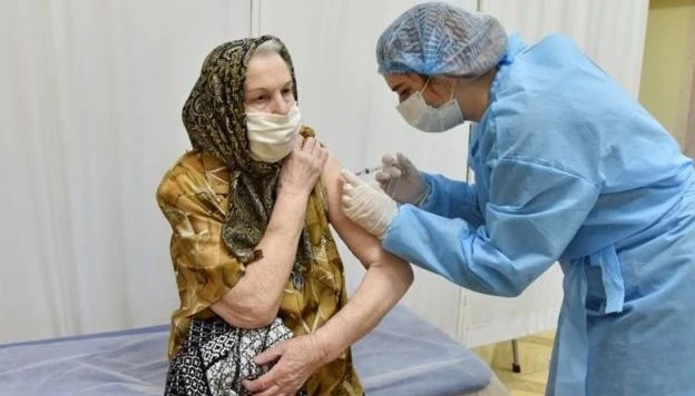 Одразу 10 центрів масової вакцинації працюватимуть на вихідних на Вінниччині