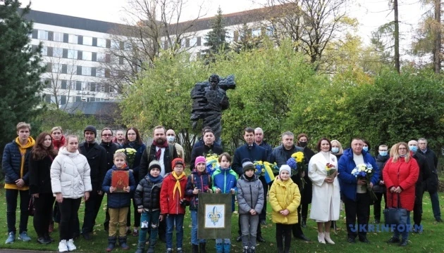 У Ризі відзначили 5-річчя встановлення пам’ятника Шевченку