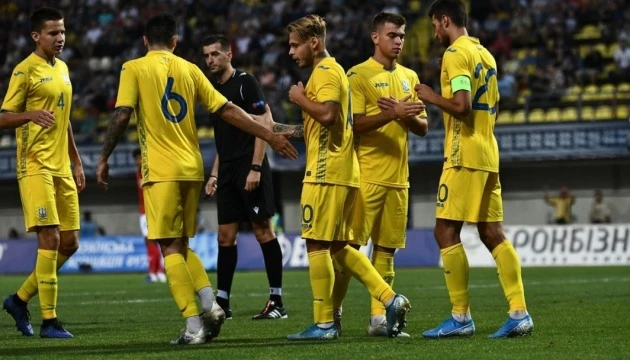 Збірна України розгромила 