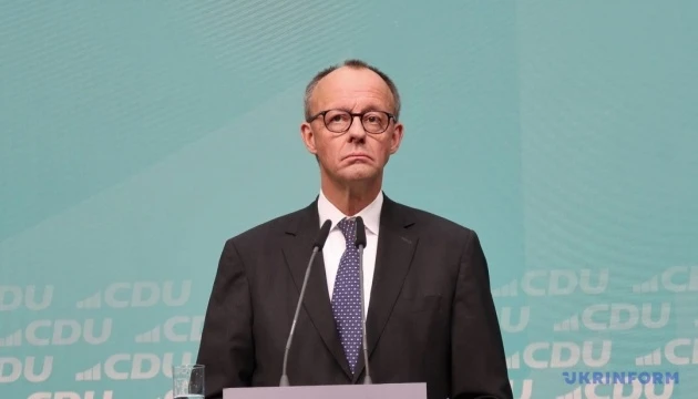 Європа знову стала місцем, де живуть мільйони біженців - Мерц