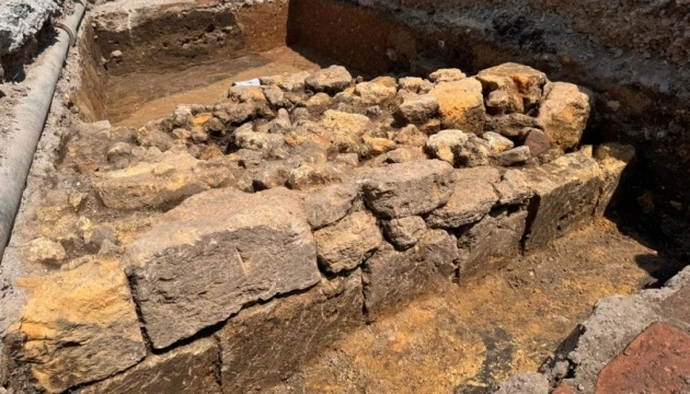 В Одесі на Приморському бульварі археологи знайшли залишки Хаджибейського замку