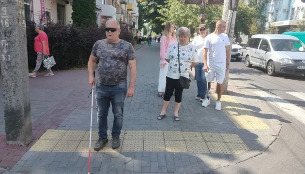 У Вінниці до обстеження безбар’єрного маршруту долучають ветеранів