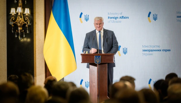 Україна цьогоріч відкриє нові посольства в Домінікані, Еквадорі, Панамі й Уругваї - Сибіга