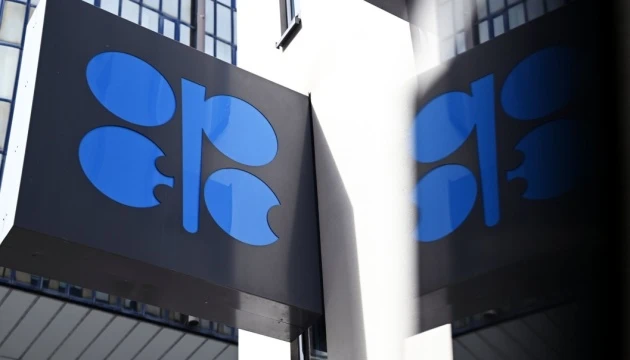 Країни ОПЕК+ у серпні збільшать видобуток нафти на 548 тисячів барелів за добу