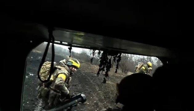 Розвідники показали ексклюзивні кадри штурму під Покровськом