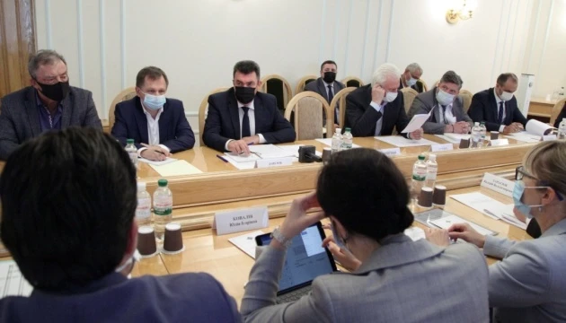 Секретар РНБО заявляє про серйозну кризу неплатежів у сфері енергетики