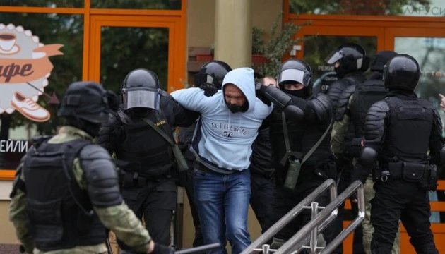 У «великому списку» політв’язнів Білорусі вже понад 250 осіб - правозахисник