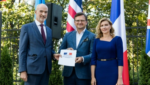 Україна офіційно стала учасницею «Партнерства Біарріц»