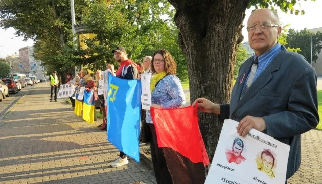 У Ризі під посольством РФ вимагали звільнити політв’язнів