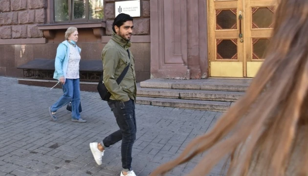 Поліція відкрила справу за заявою Лероса про ймовірну підготовку нападу на нього - юристи