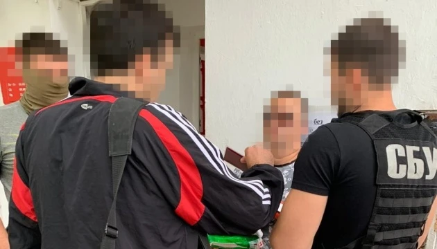 СБУ впіймала у Києві ватажка торговців зброєю