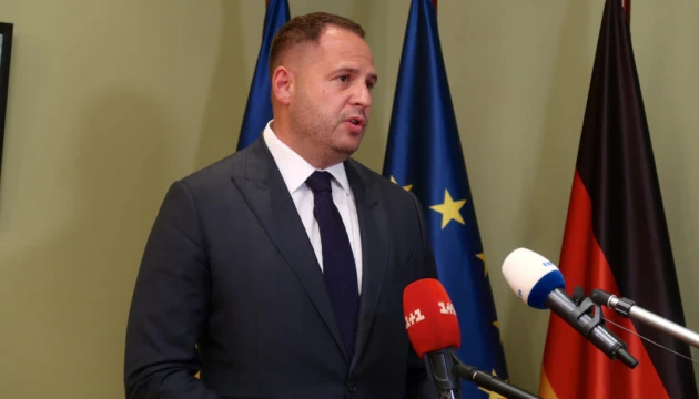 Єрмак закликав представників ТКГ збиратися щотижня