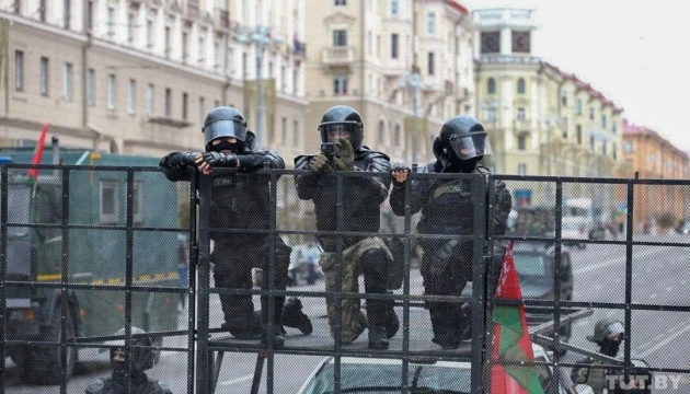 Акції протесту проходять по всій Білорусі