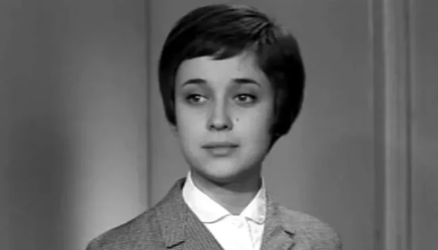 Померла зірка шкільної драми 