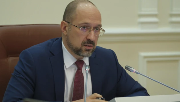 Шмигаль доручив порахувати збитки від пожеж на Луганщині та Харківщині