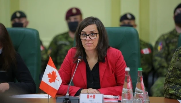 Канадську тренувальну місію UNIFIER в Україні вперше очолила жінка