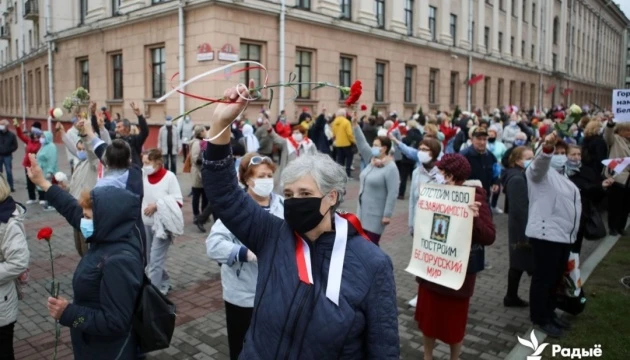 У Мінську закрили дві станції метро через протести