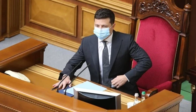 Українське військо зможе захистити державу на суші, у воді, у повітрі та кіберпросторі - Зеленський